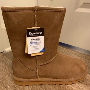 bearpaw boots - brand new